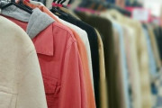 ネットで中古の洋服買ったことある奴いる？どんな感じ？
