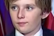 【悲報】トランプの息子バロンくん(15)、あんなに可愛かったのに育成失敗