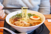 彼女「私家系ラーメン好きなの！」ワイ「へ～（どうせ駅前の大手チェーンとか行ってるんやろ...）」