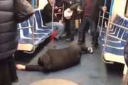ロシア人さん「地下鉄内でコロナ感染者のフリして乗客驚かしたろ！」→最悪の結末に・・・
