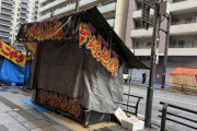 【悲報】祭りの屋台、この暑い中 焼き鳥を自然解凍していたwww こういうの見てもまだ屋台で食べたいと思う？