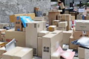 韓国のマンション入口に100個の荷物が積み上がった理由