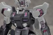 「HG 1/144 シュバルゼッテ みんなのレビュー」プラスチックシールありきの設計か？