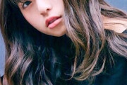 【乃木坂46】齋藤飛鳥ってアートな写真撮られる時の目がいいよね・・・