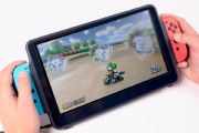 【朗報】大画面でSwitchの携帯モードを遊べるアタッチメントが登場！！！！！！！！！！