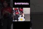 音に驚いてクラッカー飛んでいく宮地すみれが可愛い #日向坂46