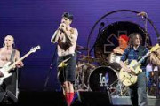 日本にRed Hot Chili Peppersみたいなバンドがいない理由