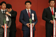 カープ鈴木誠也、中日大島に宣戦布告される「鈴木誠也選手に負けないよう首位打者を獲りたい」【NPBアワード2019】