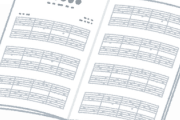 ピアノの楽譜ってなんでコード書いてないの？