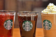 スタバが『使い捨て資材削減』施策としてアイスドリンクを樹脂製グラスで提供すると発表！
