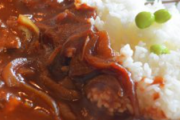 【疑問】最高に美味いカレーを作りたいんやが具材は何入れればええんや...