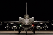 【これで戦えるぞ】米国、台湾にF-16戦闘機(新世代型機)の供給を開始「66機で正式締結」