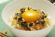 【朗報】夏に食べる”冷奴丼”、美味すぎるｗｗｗｗｗｗ