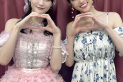 【＝LOVE】髙松瞳、松村沙友里さんと「さゆりんごポーズ」と「イコラブポーズ」をする🍎💗