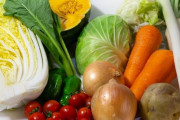 野菜って極論「キャベツ・トマト・玉ねぎ」さえあればどうにかなるよな