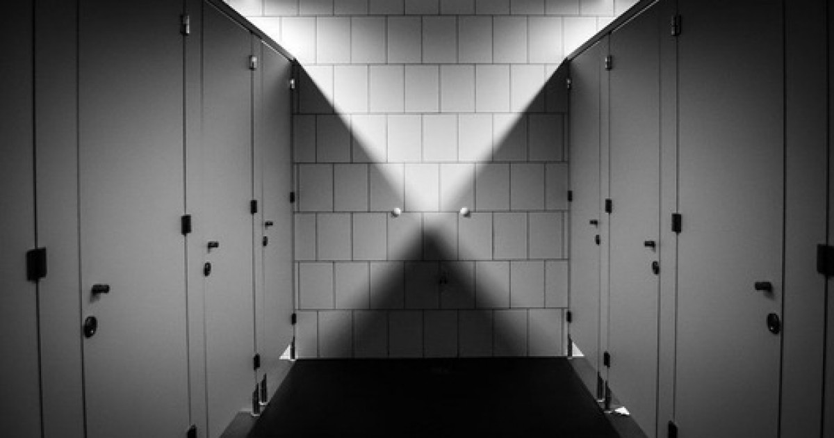 トイレの個室入る奴って「今からウンコしま～す」って宣言してるもんなのに恥ずかしくないの？ | まとめくすアンテナ