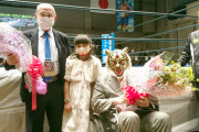 闘病中の初代タイガーマスク、１年ぶりの後楽園ホールで立って歩く…「プロレスを変えてみせます」