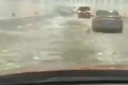 【動画】中国の海底トンネル、開通半月で水が滲み出る