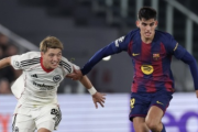 堂安律スタメンのフランクフルト、敵地バルセロナ戦で先制もクンデのヘッド2発に沈む…CL2連敗で5戦勝ちなし