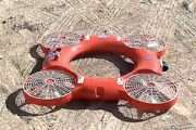 【発明】救命浮輪＋クアッドコプター。水難救助の革命かもしれないアイデア。