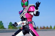 仮面ライダーディケイドって奇抜なデザインなのに