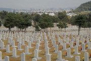 韓国、親日派の墓を破壊して遺骨を掘り出す「親日派破墓法」に国会議員の3分の2が賛成