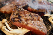 海外「日本とアメリカの牛肉って比較して違いわかるの？」→日本の牛肉食べたら、アメリカの牛肉を食べようとは思えなくなるけど・・・
