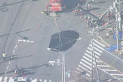 埼玉でトラックが巻き込まれる道路陥没事故　…インフラ老朽化問題は今後の日本の大きな課題