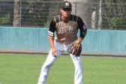 日ハム3年目捕手、郡がプロでは初のセカンドで先発出場