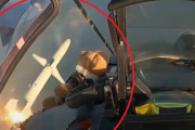 ウクライナ空軍、敵レーダーに突っ込む米ミサイルを放つ映像公開