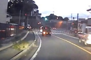 【動画】長崎県で信号無視の誤認検挙されかけたドラレコが話題に。