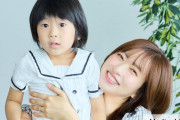 【悲報】人気プロゲーマーと結婚したグラドル、息子の「自閉スペクトラム症」診断にショックで泣く