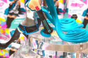 初音ミクのカップ麺押さえフィギュア、ヤバすぎる