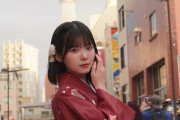 山﨑夢羽「雨宿りして外でたら虹が見えたよーーー🥲🌈」