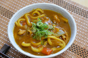 カレーうどんに入れられる具ってあんまりないよな