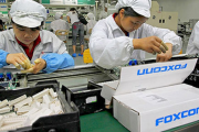 【速報】Nintendo SwitchやiPhoneを生産するFoxconnが製造拠点を中国国外へ！Foxconn会長「中国は『世界の工場』としての役割を終えた」