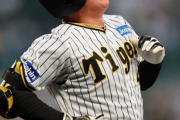 【阪神】村上が２打席連続送りバント失敗の併殺打　ツイッターで「バント練習」がトレンド入り