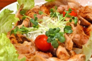 同棲中の彼氏に料理を作るのですが、好き嫌いが激しく食べ方も汚くて困ってます　みなさんならどうしますか？