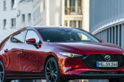 車知識ゼロの俺がMAZDA3という車を