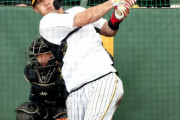 阪神・野口５連発含む６９スイングで２３発　岡田監督絶賛！外野争い「ええ勝負」　１１日紅白戦に照準