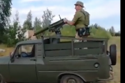 海外 「彼らにはトヨタが必要」古のマキシム機関銃を搭載した古の旧ソ連ワゴン（ウクライナ軍）