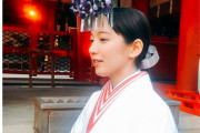 【芸能】吉岡里帆、清楚な巫女姿公開に反響「神秘的で素敵」「ついに神の領域に」「綺麗ですね」