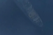 Google Earthを見てたら日本の伊豆大島でこんなもん見つけた！WW2時に沈没した戦艦かな？　外国人「エルトゥールル号」「戦艦にしては小さすぎる」