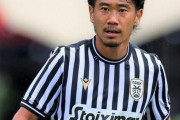 チェコ代表FW、PAOK退団の香川真司に思いを綴る！「あなたは僕のアイドルの一人で、チームメイトになった」