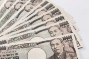 【質問】お前ら給付金15万で何買う？