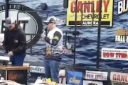 【動画】アメリカの釣りトーナメントで大不正が発覚ｗｗｗ魚の腹に大きな鉛を仕込んだ選手が追放に。