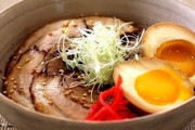 ラーメン屋のサイドメニューのチャーシュー丼って美味いよな