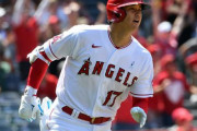 大谷翔平が３試合連続の２３号同点２ラン…自己新でメジャートップに立つ