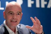 FIFA会長、隔年Ｗ杯反対派は「変化を恐れている」