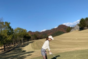 松村香織、なんと「関根夫妻」とラウンド！！！